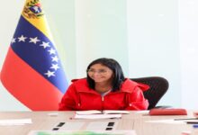 Presidenta encargada instruye al Banco de Venezuela otorgar $70 millones en créditos a emprendedoras