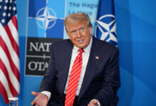 Trump: Irán lanzó 101 misiles contra el mayor portaaviones de EEUU