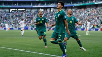 Bolivia vence 2-1 a Surinam y queda a un paso del Mundial