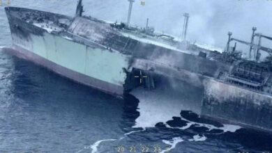 Explosiones e incendio provocan el naufragio de un buque de GNL ruso cerca de Malta