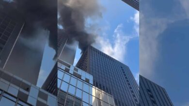 Incendio en rascacielos sacude Nueva York horas antes del desfile de San Patricio (+video)