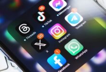 Algoritmo de la Ansiedad: El impacto del uso excesivo de redes sociales en la salud mental