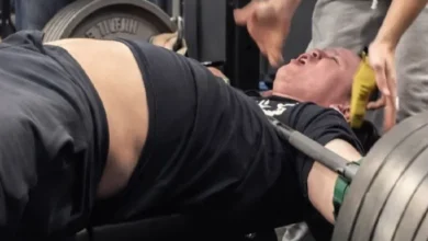 Video: Influencer de 14 años sobrevive a la caída de una barra de casi 200 kilos sobre su pecho