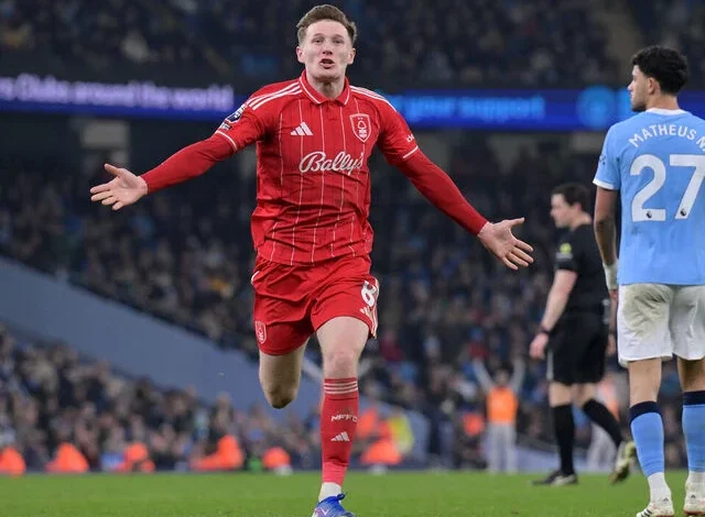 Manchester City deja escapar puntos ante Nottingham Forest y se aleja del liderato