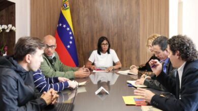 Delcy Rodríguez lidera reunión con el Gabinete Educativo