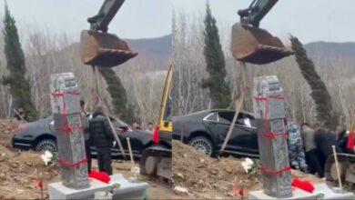 ¡Insólito! Entierran a un millonario dentro de su Mercedes-Benz en China
