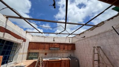 Fuertes vientos huracanados desprenden techos y causan estragos en Brisas del Morichal