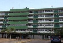 Sexagenaria resulta herida tras ser arrollada en la entrada de Las Cocuizas