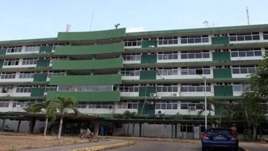 Sexagenaria resulta herida tras ser arrollada en la entrada de Las Cocuizas