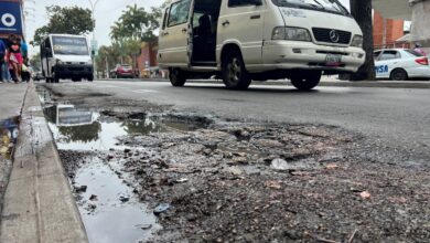 Huecos en la avenida Bolívar de Maturín ponen en jaque a los transportistas