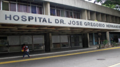 Hallan cargamento clandestino de licores en Hospital de Catia
