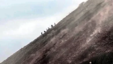 Senderistas graban su angustiosa huida tras erupción del volcán Santiaguito en Guatemala