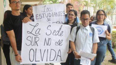 Universitarios de la UPEL siguen luchando por sus beneficios estudiantiles