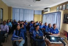 Humnt capacita a su personal sobre deberes y responsabilidades públicas