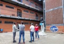 Gobernador Luna inspecciona rehabilitación de la UNESR en Monagas