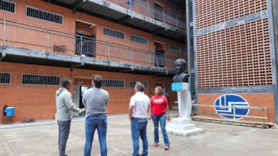 Gobernador Luna inspecciona rehabilitación de la UNESR en Monagas