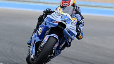 Alex Márquez reina en Silverstone y Marc sucumbe ante el empuje de Bezzecchi