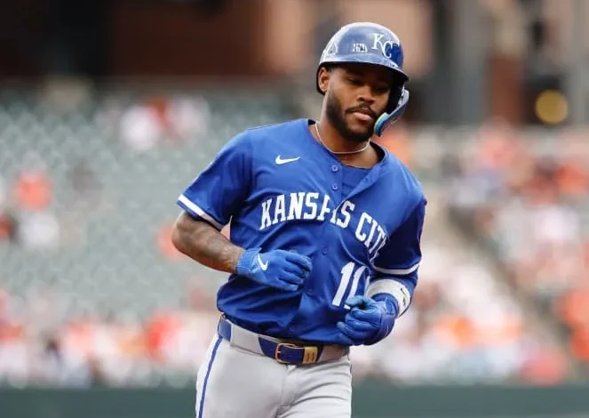 Venezolano Maikel García anotó la carrera de la victoria para los Reales