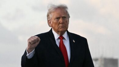 Trump publica una imagen en la que se convierte en un aparente Jesucristo sanador