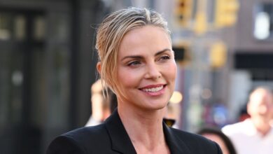 Charlize Theron rompe el silencio sobre el día en que su madre mató a su padre