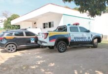 Detienen a mujer por enterrar a su bebé recién nacida en el jardín