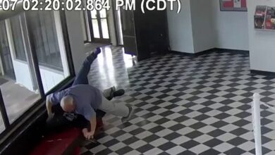 Director heroico en Oklahoma recibe un disparo tras desarmar a un tirador en su escuela