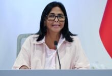 Delcy Rodríguez denuncia intentos de la oposición para impedir el regreso de Venezuela al FMI