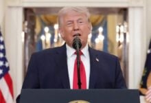 Trump prolonga la tregua con Irán mientras refuerza la presión con un bloqueo naval vigente