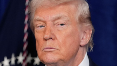 Trump amenaza con desatar "el infierno" en Irán si no reabre el estrecho