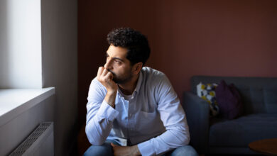 Estudios revelan que las personas preocupadas enferman menos y viven más