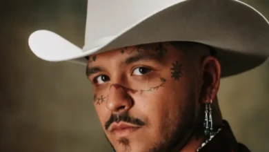 Christian Nodal pierde los derechos de su nombre ante su propio padre
