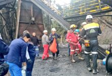Explosión de mina en Colombia deja atrapados a 14 operarios