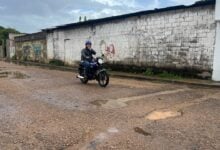 Vecinos de Brisas del Aeropuerto denuncian más de una década sin asfaltado en la calle 4