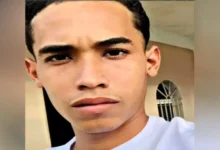 Adolescente embarazada mata a su pareja con un pelador de papas tras descubrir mensajes