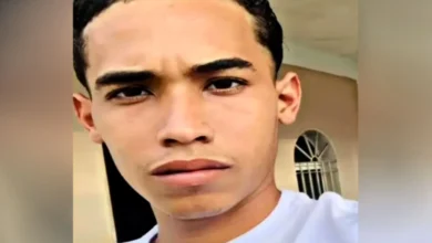 Adolescente embarazada mata a su pareja con un pelador de papas tras descubrir mensajes