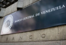 BCV inyectará 1.350 millones de dólares en mayo para estabilizar el tipo de cambio