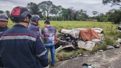 Cinco muertos tras choque entre camión y vehículo particular en Barinas