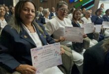 Entregan más de 100 reconocimientos a enfermeras de Monagas por su día