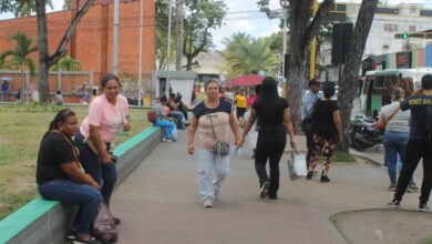 Maturineses se preparan para honrar a las madres en unión familiar