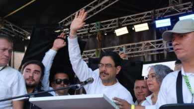 Iván Cepeda consolida su liderazgo en la intención de voto a una semana de las presidenciales