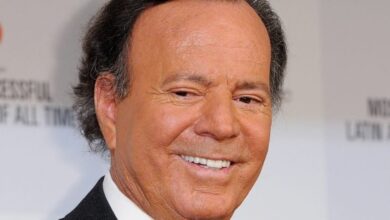 Julio Iglesias demandará a Yolanda Díaz ante el Supremo por calumnias
