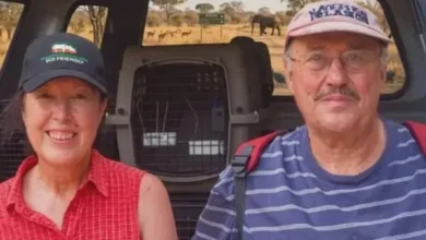 Hallan muerta a una pareja de turistas en un río lleno de cocodrilos