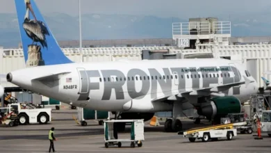 Peatón muere tras ser impactado por un avión de Frontier