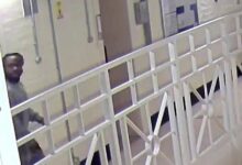 Recluso asesina a cantante pedófilo en su celda y se burla del crimen