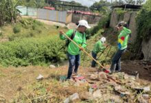 Sanean caño "Las Comunales" del sector 19 de Abril