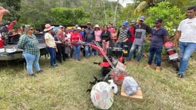 Dotan con maquinaria agrícola a comunas de Guanaguana para potenciar la producción