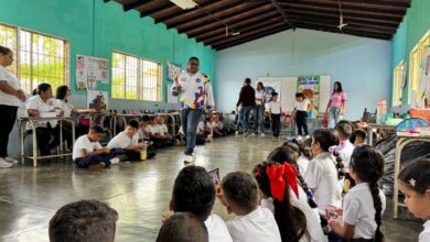 Orientan a representantes de la Escuela Manuel Piar sobre responsabilidad de crianza