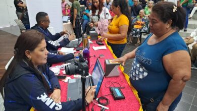 Atienden a más de 800 ciudadanos en jornada de cedulación en Aragua de Maturín