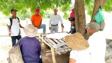 Dictan taller de lombricultura en Santa Bárbara