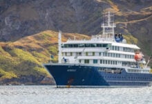 Tres muertos por posible brote de hantavirus en crucero que zarpó de Argentina